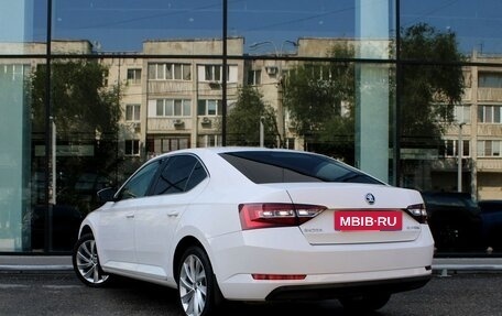 Skoda Superb III рестайлинг, 2015 год, 1 655 000 рублей, 7 фотография