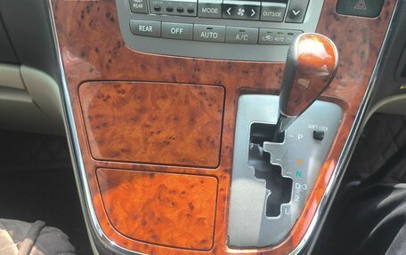 Toyota Alphard III, 2004 год, 1 299 000 рублей, 18 фотография