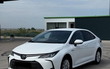 Toyota Corolla, 2025 год, 2 100 400 рублей, 2 фотография