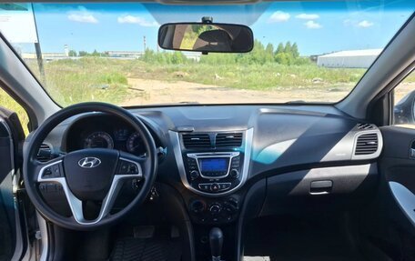 Hyundai Solaris II рестайлинг, 2013 год, 850 000 рублей, 5 фотография
