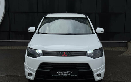 Mitsubishi Outlander III рестайлинг 3, 2013 год, 1 400 000 рублей, 2 фотография
