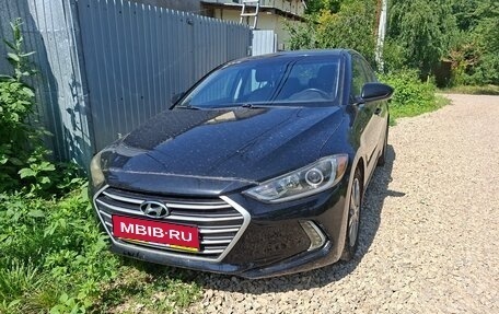 Hyundai Elantra VI рестайлинг, 2017 год, 1 400 000 рублей, 1 фотография