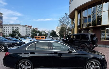 Mercedes-Benz E-Класс, 2019 год, 3 300 000 рублей, 3 фотография