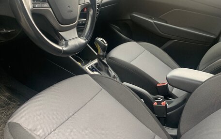 Hyundai Solaris II рестайлинг, 2019 год, 1 670 000 рублей, 19 фотография