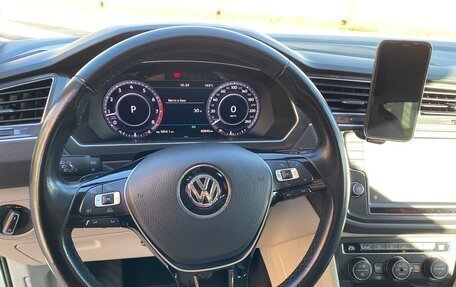 Volkswagen Tiguan II, 2017 год, 2 650 000 рублей, 9 фотография