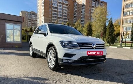 Volkswagen Tiguan II, 2017 год, 2 650 000 рублей, 3 фотография