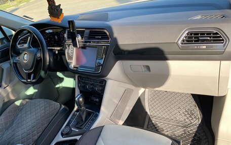 Volkswagen Tiguan II, 2017 год, 2 650 000 рублей, 12 фотография