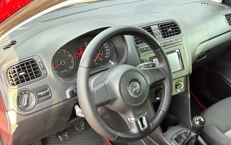 Volkswagen Polo VI (EU Market), 2012 год, 800 000 рублей, 11 фотография