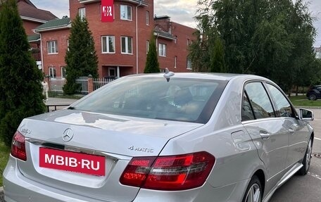 Mercedes-Benz E-Класс, 2011 год, 1 850 000 рублей, 4 фотография