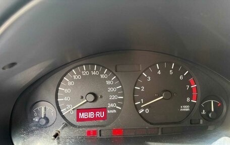 Mitsubishi Carisma I, 2002 год, 300 000 рублей, 4 фотография