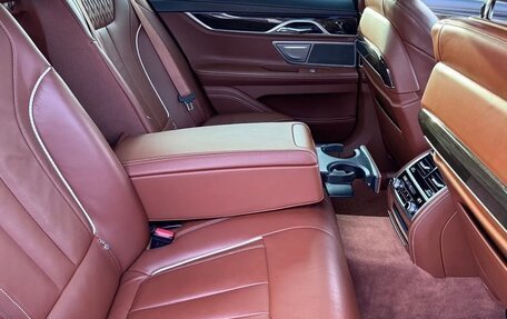 BMW 7 серия, 2016 год, 3 280 000 рублей, 13 фотография
