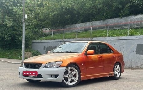 Toyota Altezza, 2000 год, 600 000 рублей, 1 фотография