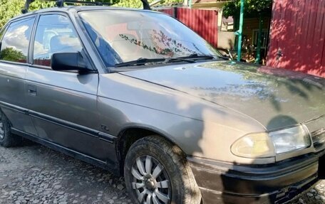 Opel Astra F, 1992 год, 110 000 рублей, 1 фотография
