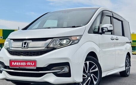 Honda Stepwgn IV, 2015 год, 1 800 000 рублей, 1 фотография