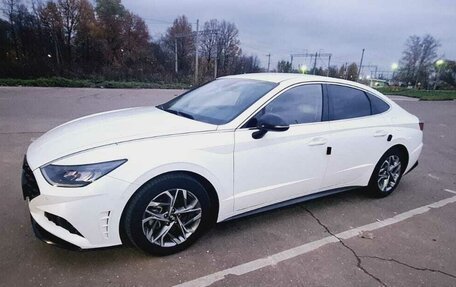 Hyundai Sonata VIII, 2022 год, 2 350 000 рублей, 1 фотография