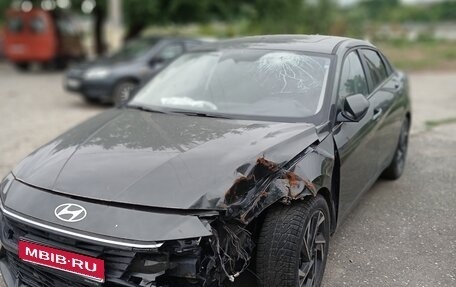 Hyundai Elantra, 2023 год, 1 350 000 рублей, 1 фотография