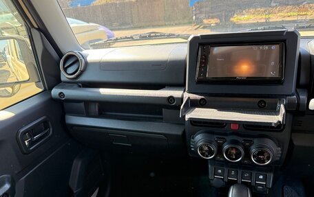 Suzuki Jimny, 2023 год, 1 030 100 рублей, 18 фотография