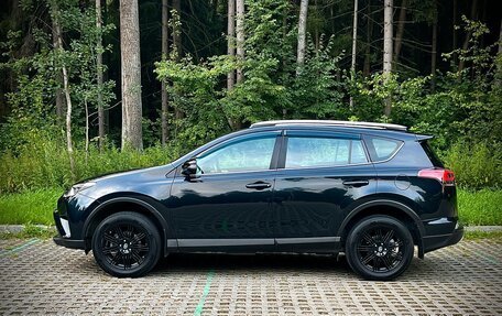 Toyota RAV4, 2017 год, 3 245 000 рублей, 7 фотография