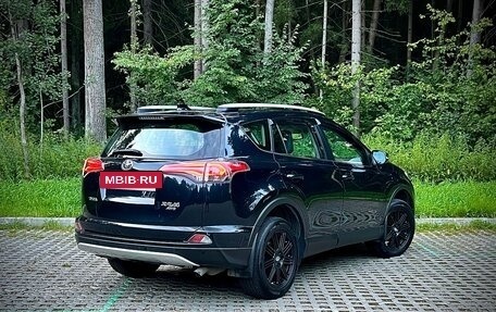 Toyota RAV4, 2017 год, 3 245 000 рублей, 5 фотография