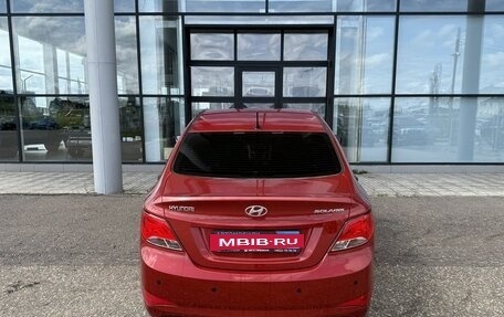 Hyundai Solaris II рестайлинг, 2015 год, 1 050 000 рублей, 4 фотография