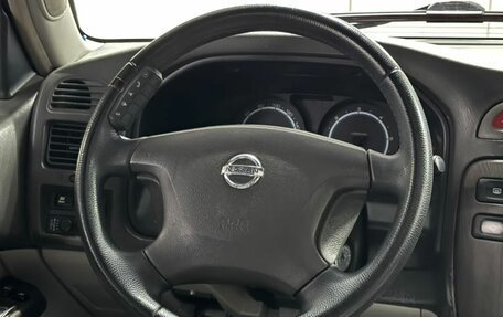 Nissan Patrol, 2003 год, 2 150 000 рублей, 15 фотография