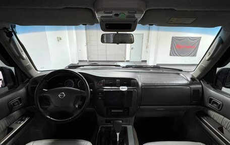 Nissan Patrol, 2003 год, 2 150 000 рублей, 14 фотография