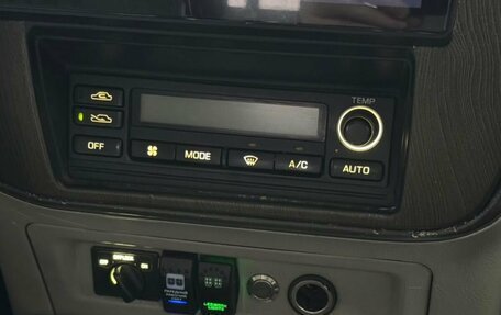Nissan Patrol, 2003 год, 2 150 000 рублей, 18 фотография