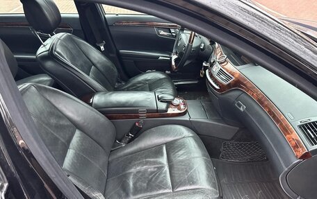 Mercedes-Benz S-Класс, 2005 год, 900 000 рублей, 22 фотография