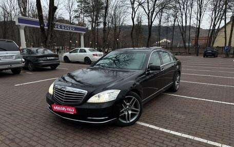 Mercedes-Benz S-Класс, 2005 год, 900 000 рублей, 20 фотография