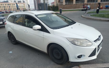 Ford Focus III, 2014 год, 530 000 рублей, 2 фотография