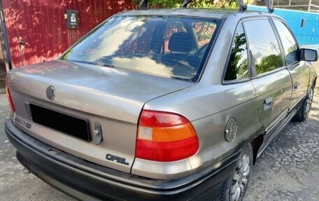 Opel Astra F, 1992 год, 110 000 рублей, 4 фотография