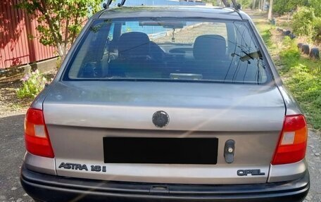 Opel Astra F, 1992 год, 110 000 рублей, 3 фотография