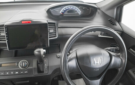 Honda Freed I, 2010 год, 999 000 рублей, 15 фотография