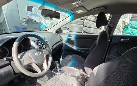 Hyundai Solaris II рестайлинг, 2015 год, 689 000 рублей, 5 фотография