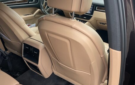 Porsche Cayenne III, 2019 год, 5 000 000 рублей, 10 фотография