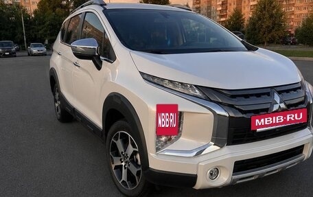 Mitsubishi Xpander, 2022 год, 2 300 000 рублей, 8 фотография