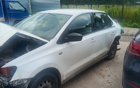 Volkswagen Polo VI (EU Market), 2018 год, 250 000 рублей, 4 фотография