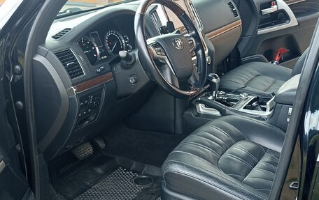 Toyota Land Cruiser 200, 2020 год, 7 800 000 рублей, 14 фотография
