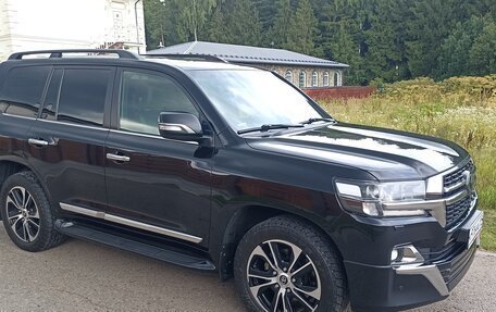 Toyota Land Cruiser 200, 2020 год, 7 800 000 рублей, 8 фотография