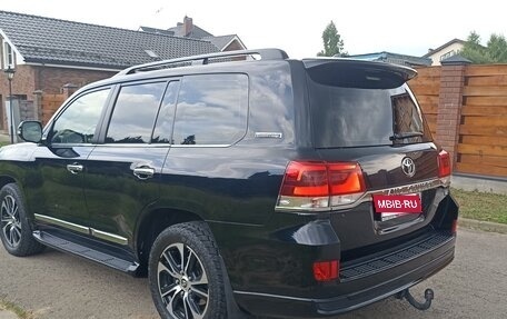 Toyota Land Cruiser 200, 2020 год, 7 800 000 рублей, 4 фотография