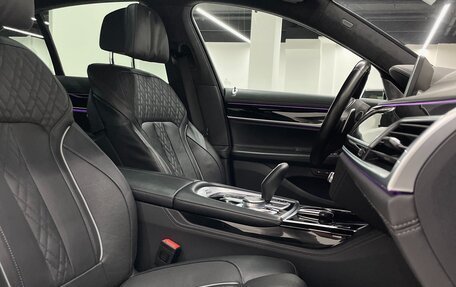 BMW 7 серия, 2021 год, 8 290 000 рублей, 31 фотография