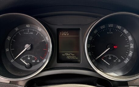 Skoda Superb III рестайлинг, 2012 год, 1 100 000 рублей, 9 фотография