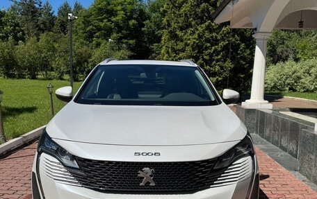 Peugeot 5008 II, 2021 год, 2 495 000 рублей, 2 фотография