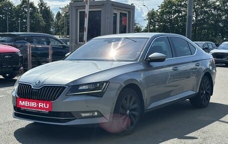 Skoda Superb III рестайлинг, 2016 год, 1 649 000 рублей, 3 фотография