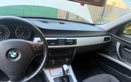 BMW 3 серия, 2009 год, 930 000 рублей, 9 фотография