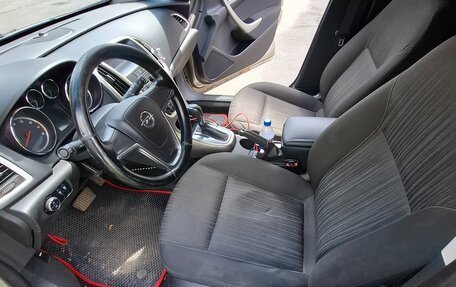 Opel Astra J, 2011 год, 650 000 рублей, 5 фотография