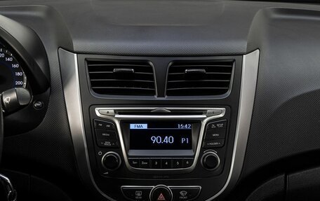 Hyundai Solaris II рестайлинг, 2016 год, 990 000 рублей, 19 фотография