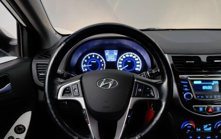 Hyundai Solaris II рестайлинг, 2016 год, 999 000 рублей, 11 фотография