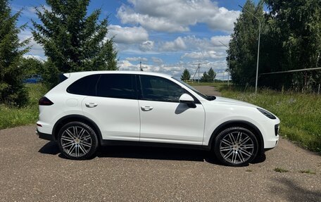 Porsche Cayenne III, 2016 год, 6 999 000 рублей, 4 фотография