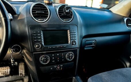 Mercedes-Benz M-Класс, 2005 год, 1 050 000 рублей, 13 фотография